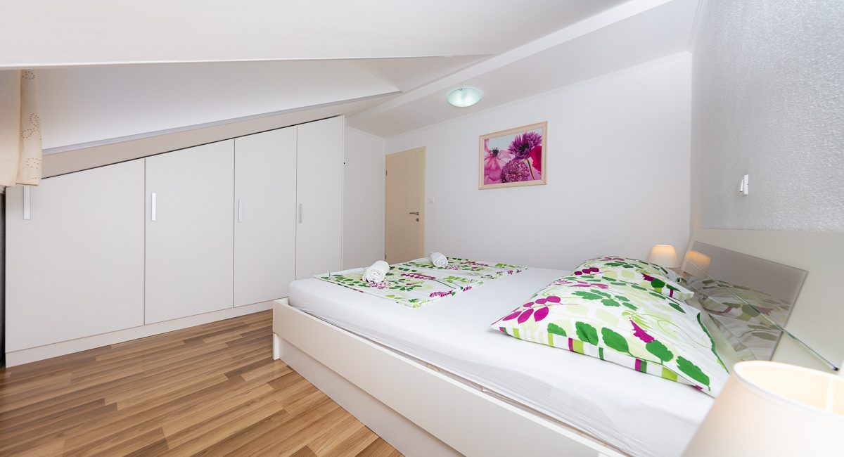 Room 1